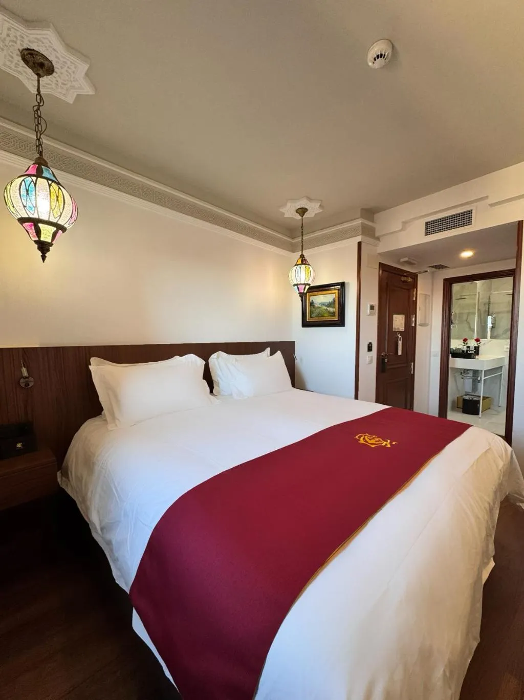 DOUBLE WITH DOUBLE BED Room, Hotel Boutique Casón De Los López, Madrid