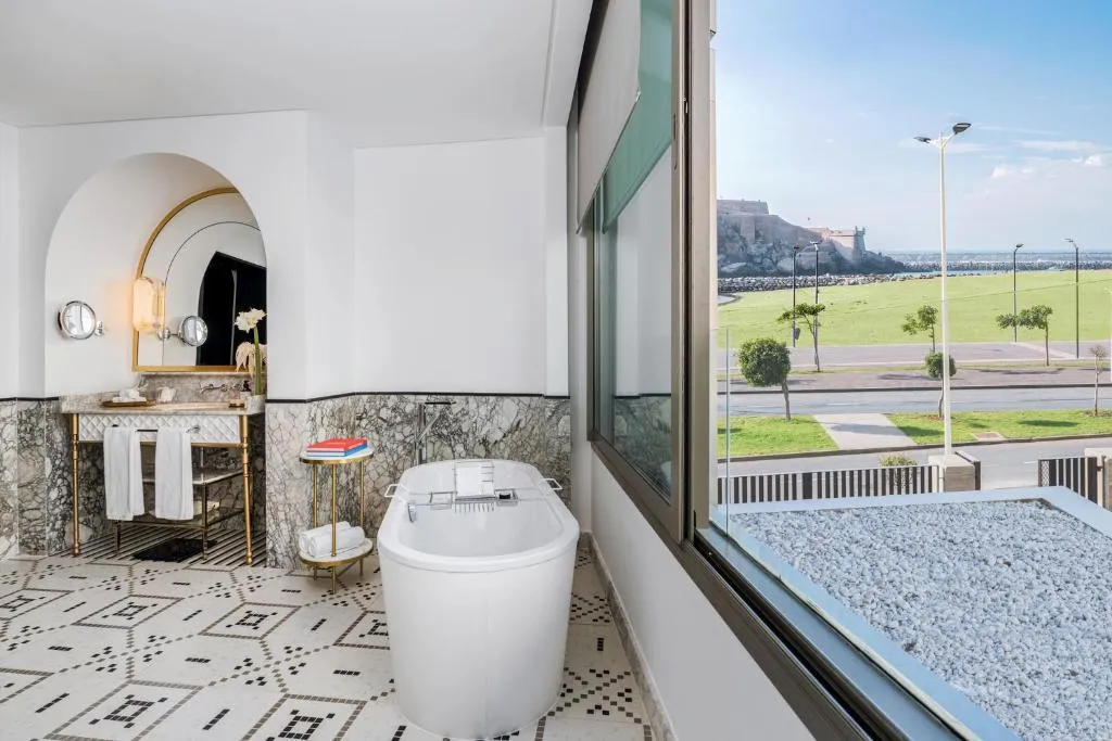 SUITE KING SIZE BED Room, Fairmont Residences La Marina Rabat-Sale, Rabat