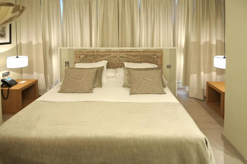 Room, Serennia Exclusive Rooms, Barcelona
