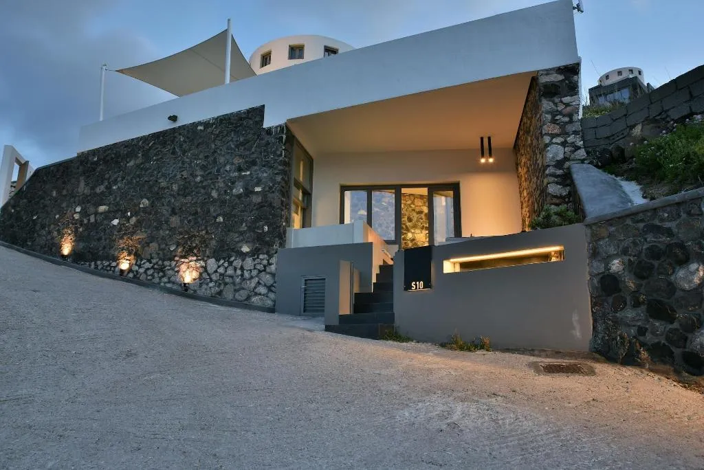 General view, Horizon Mills Villas & Suites, Santorini