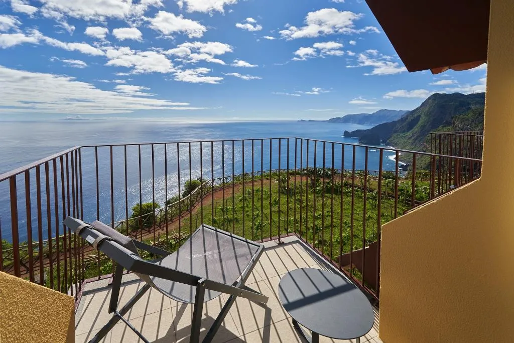 General view, Quinta do Furao, Madeira