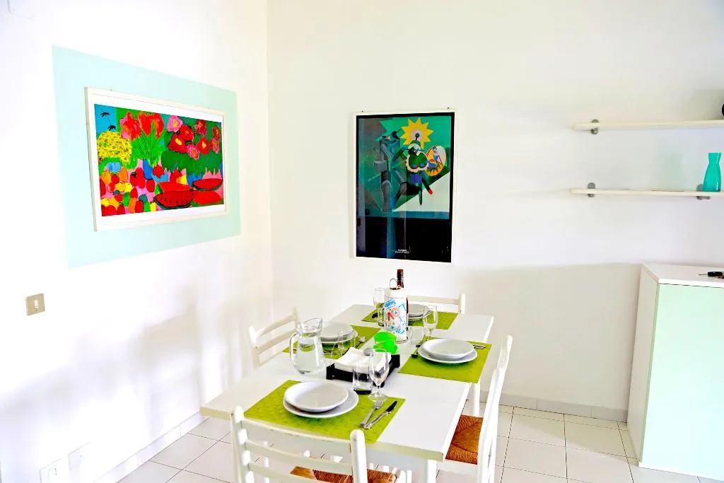 VILLA CAPACITY 6 Room, Portorosa Residence, Catania