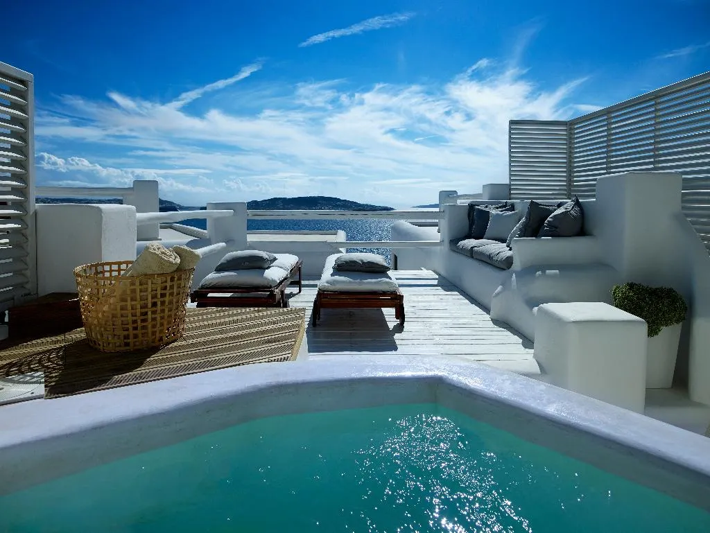 Double or Twin DELUXE WITH JACUZZI Room, Rocabella Mykonos Hotel, Mykonos