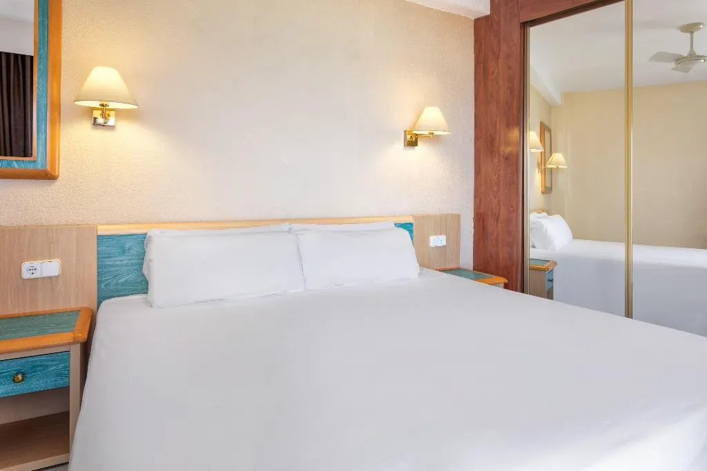 SINGLE STANDARD Room, Sol Milanos Pinguinos, Menorca