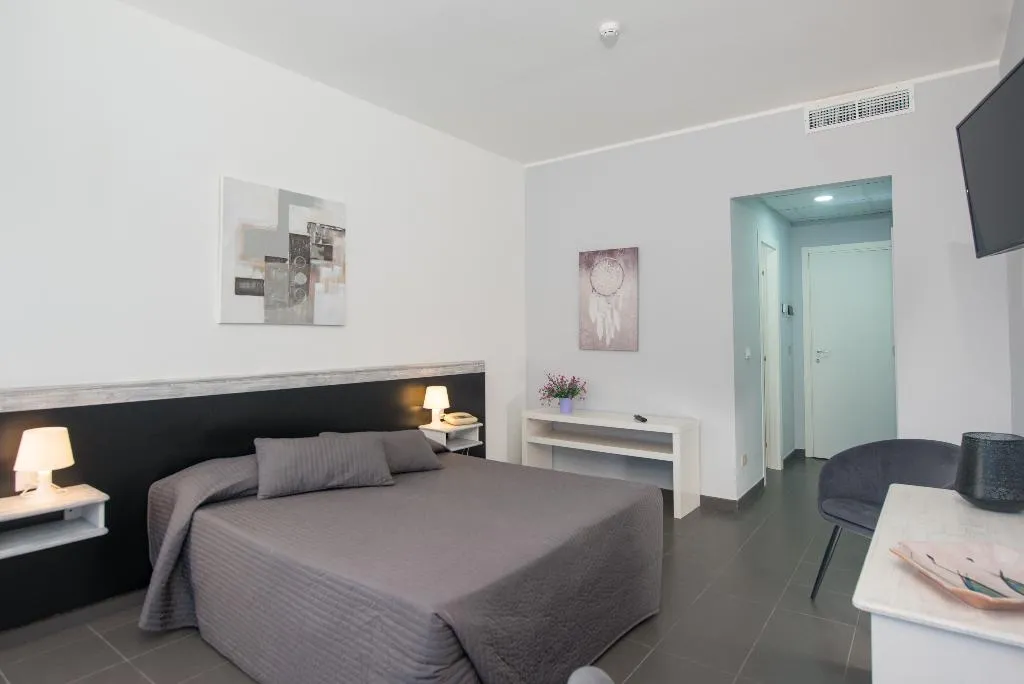 SINGLE STANDARD Room, Hotel President Sea Palace, Catania