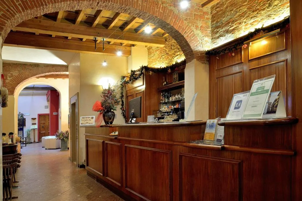 Lobby, Porta Faenza, Florence