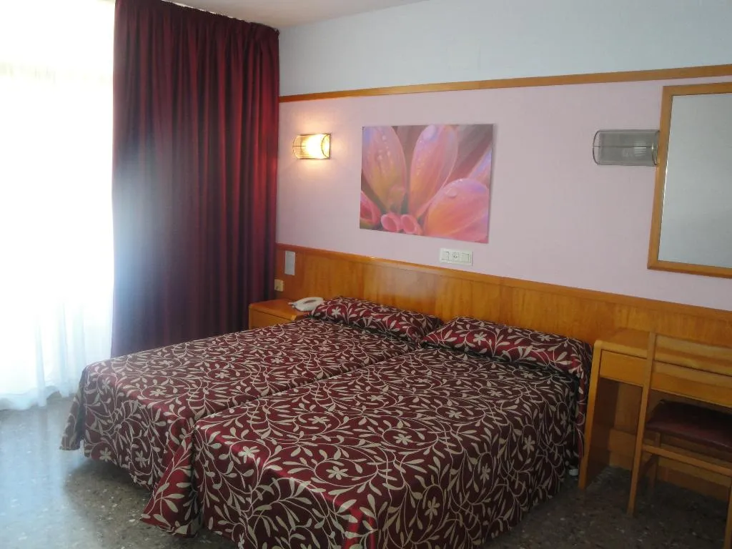 Double or Twin STANDARD Room, Esplendid, Costa Brava