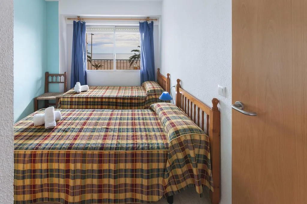 APARTMENT CAPACITY 4 ONE BEDROOM Room, Infante, Valencia