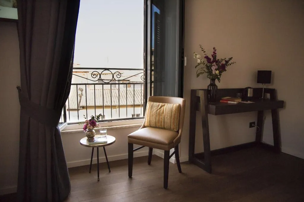 Room, Little Queen Navona, Rome