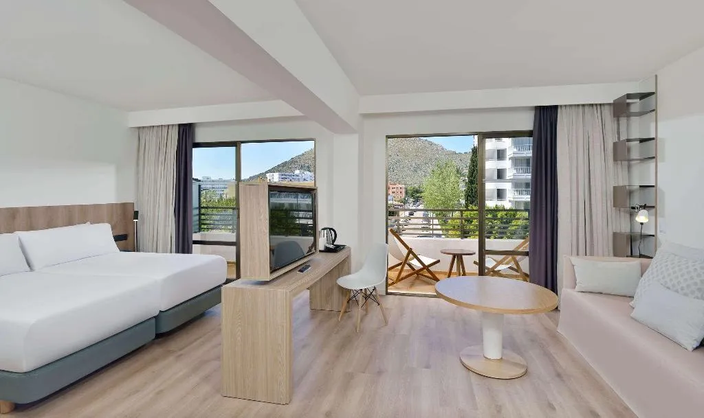 SUITE MOUNTAIN VIEW Room, Innside by Melia Alcudia, Majorca