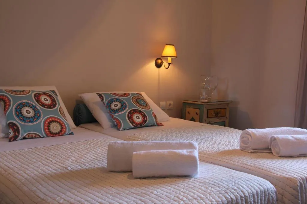 Room, Eleas Gi, Zante