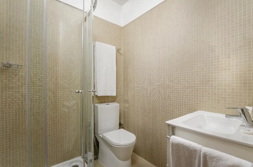 SINGLE STANDARD Room, Exe Wellington, Porto