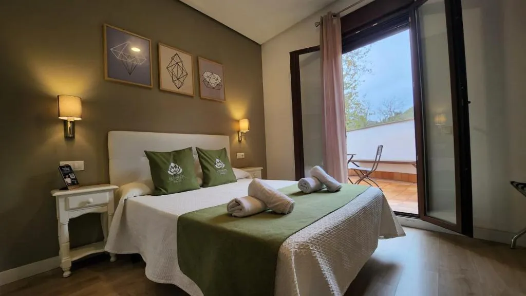 DOUBLE WITH TERRACE Room, Eco Hotel Toledo, Madrid