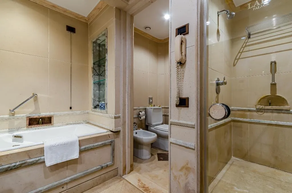 Double or Twin DELUXE Room, Olissippo Lapa Palace, Lisbon