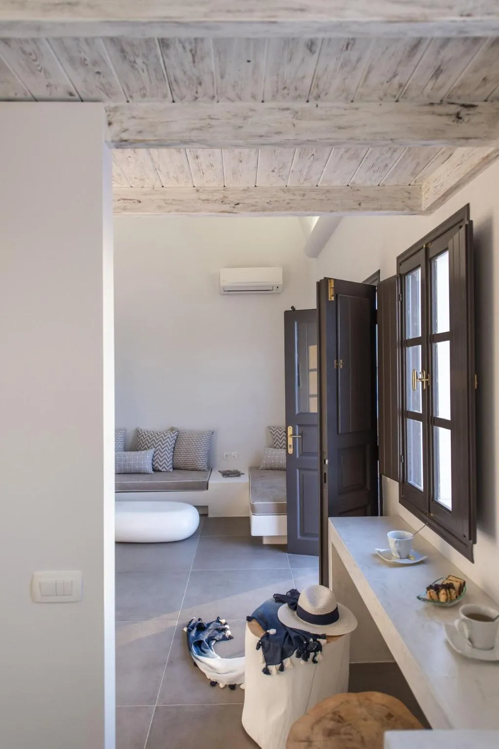 Room, Caldera Memories, Santorini