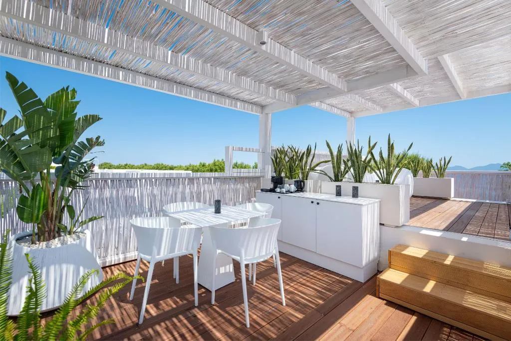 SUITE BEACH FRONT Room, Dimitra Beach Hotel & Suites, Kos