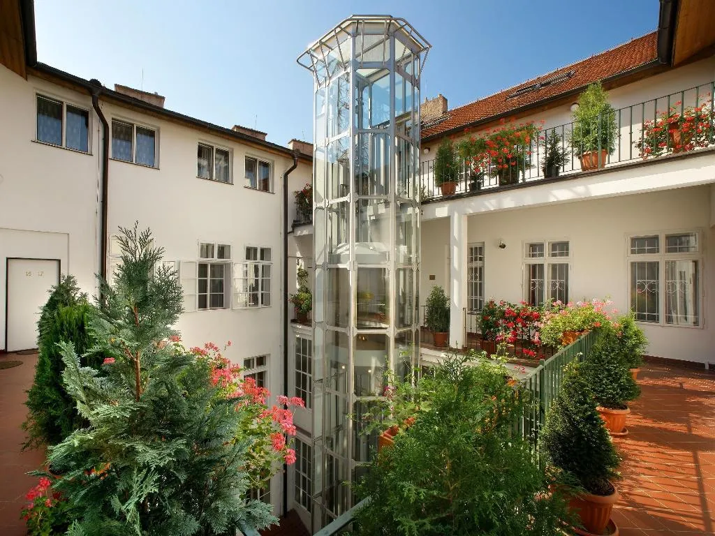 General view, Salvator, Prague