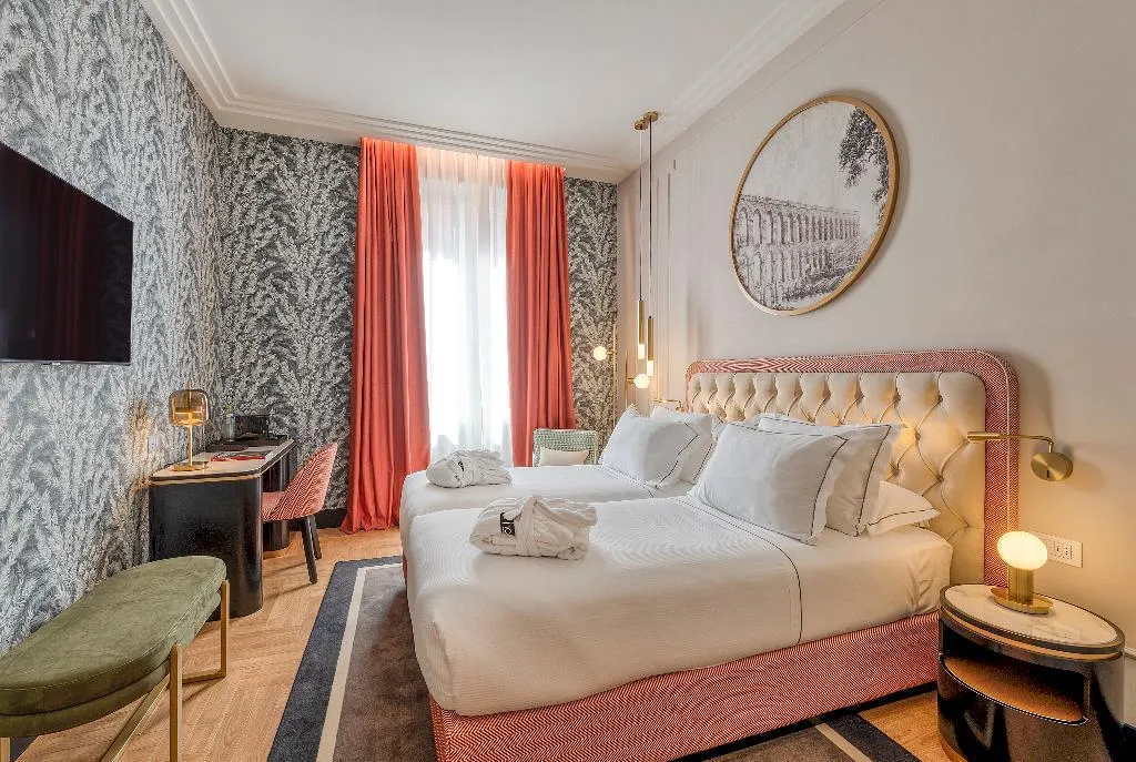 TRIPLE SUPERIOR Room, H10 Palazzo Galla, Rome