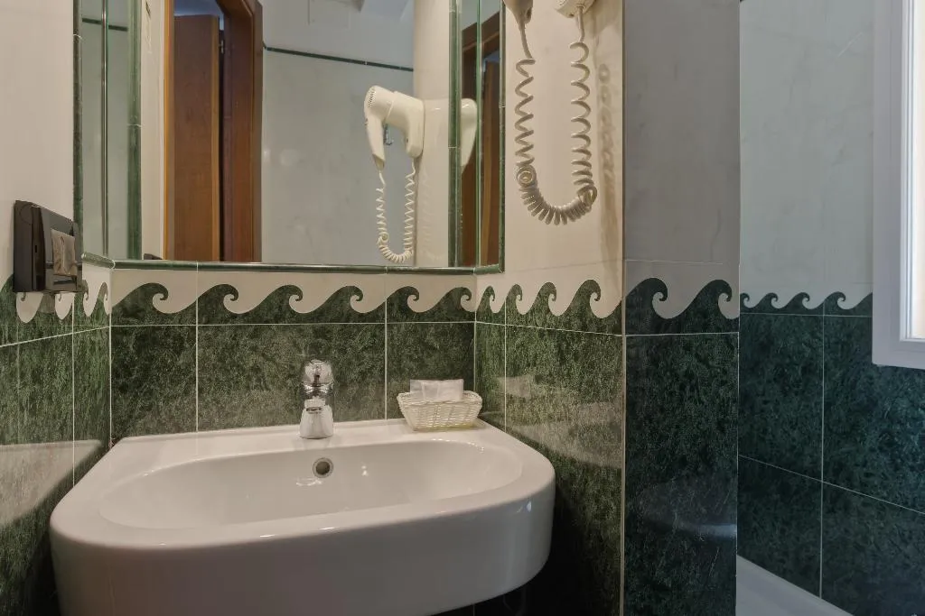 DOUBLE SINGLE USE STANDARD Room, Palazzo Vecchio, Florence