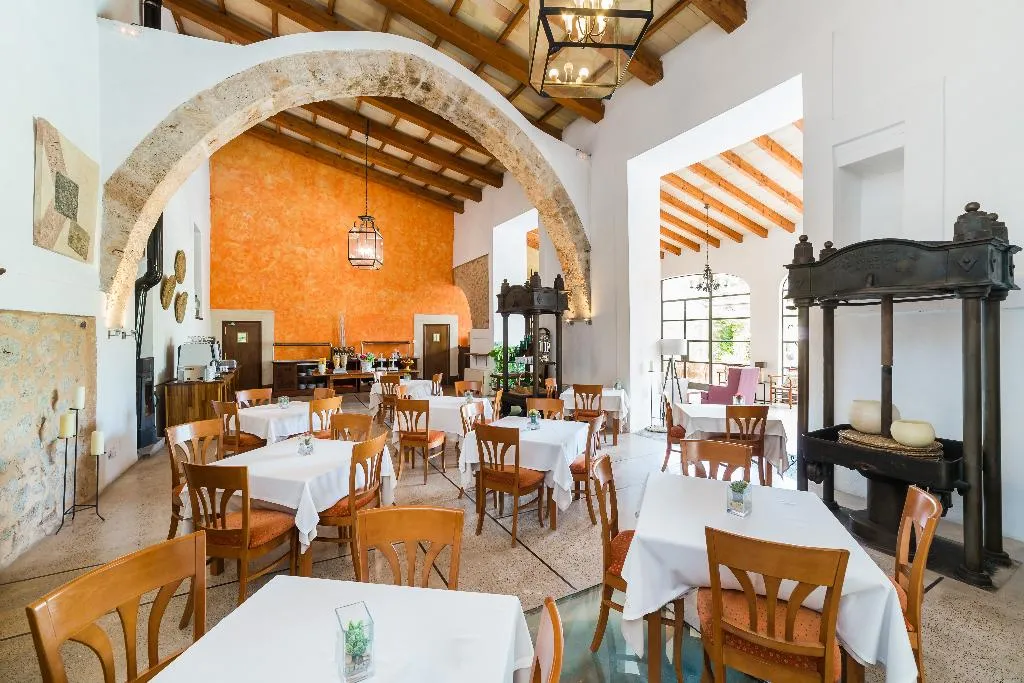 Lobby, Ca'l Bisbe, Majorca