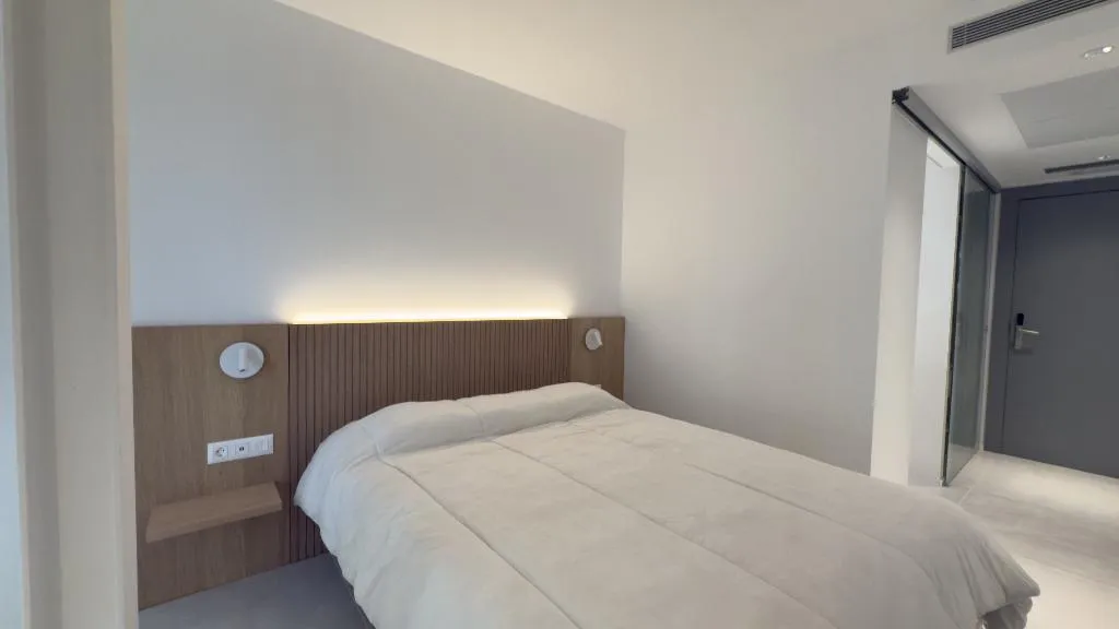 DOUBLE CLASSIC Room, MYO Barcelona Hotel & Apartments, Barcelona