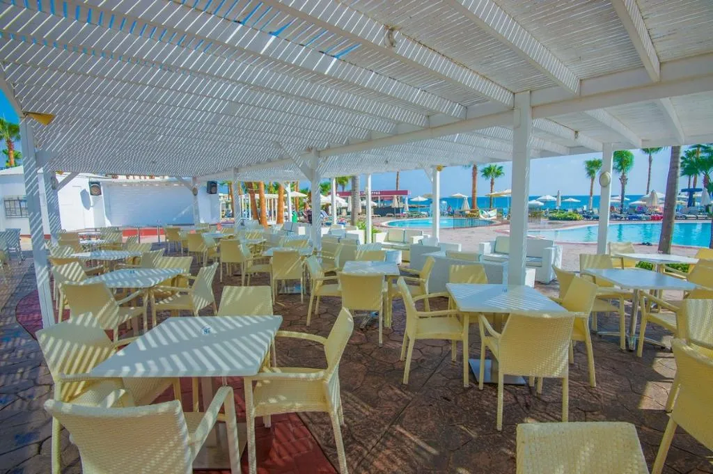 Restaurant, Marlita Beach Hotel Apartments, Cyprus