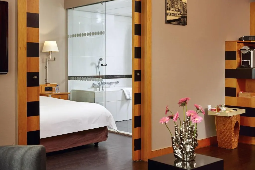 Room, Swissotel Amsterdam, Amsterdam