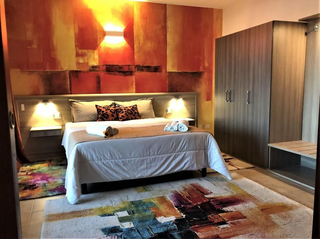 Room, La Piazzetta Guest House, Olbia