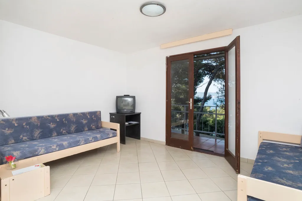 BUNGALOW CAPACITY 6 Room, Apartments Kanegra Plava Laguna, Istria