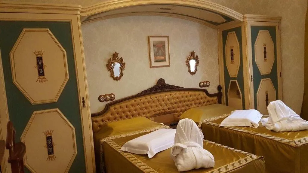 Room, Sitges Royal Rooms, Costa Brava