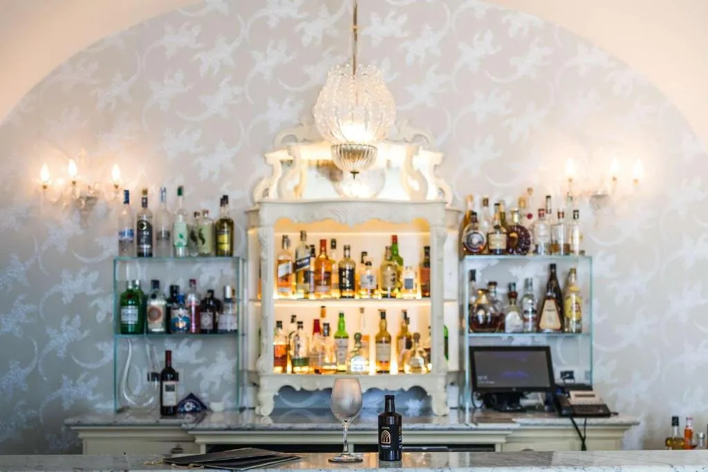 Bar, Marina Riviera, Naples
