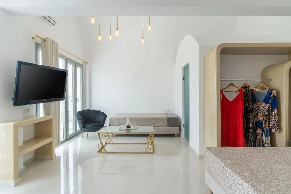 Room, Golden Star, Santorini