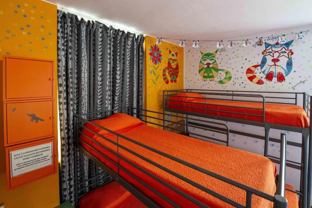 Room, Eco Hostel Floreale, Naples