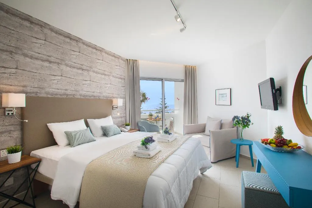 SINGLE SEA VIEW Room, Leonardo Plaza Cypria Maris Beach Hotel & Spa, Cyprus