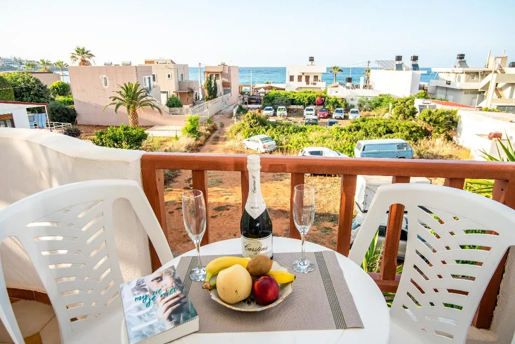 APARTMENT SEA VIEW Room, Alexandra Apartments, Crete