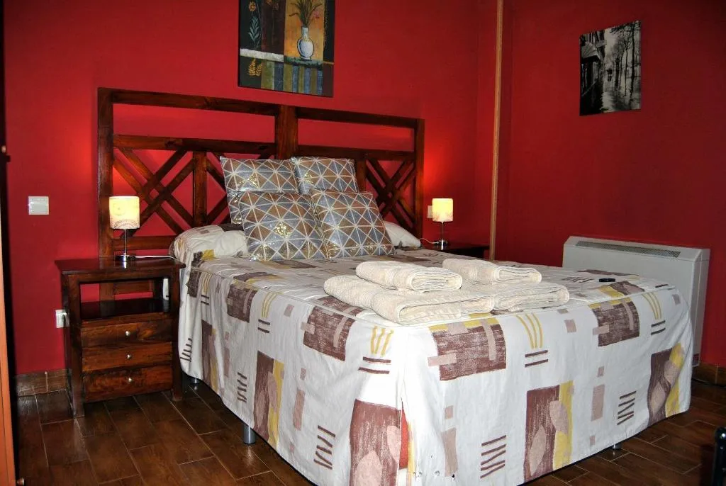 Room, Apartahotel Collarubio, Madrid