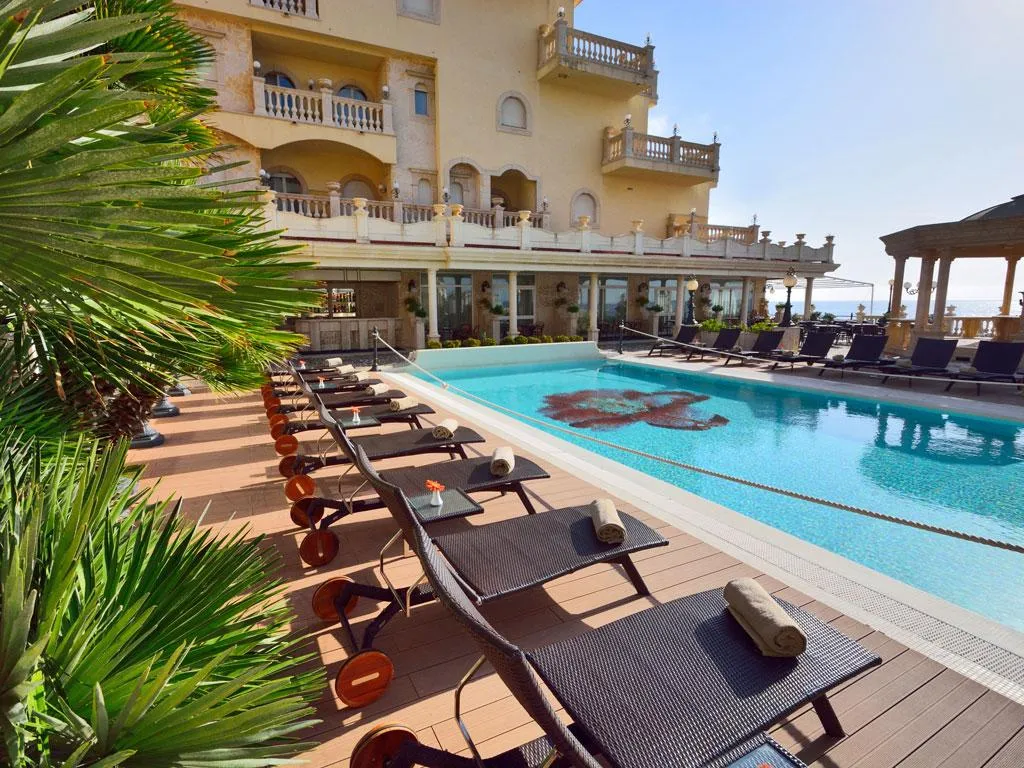 Pool, Hellenia Yachting, Catania