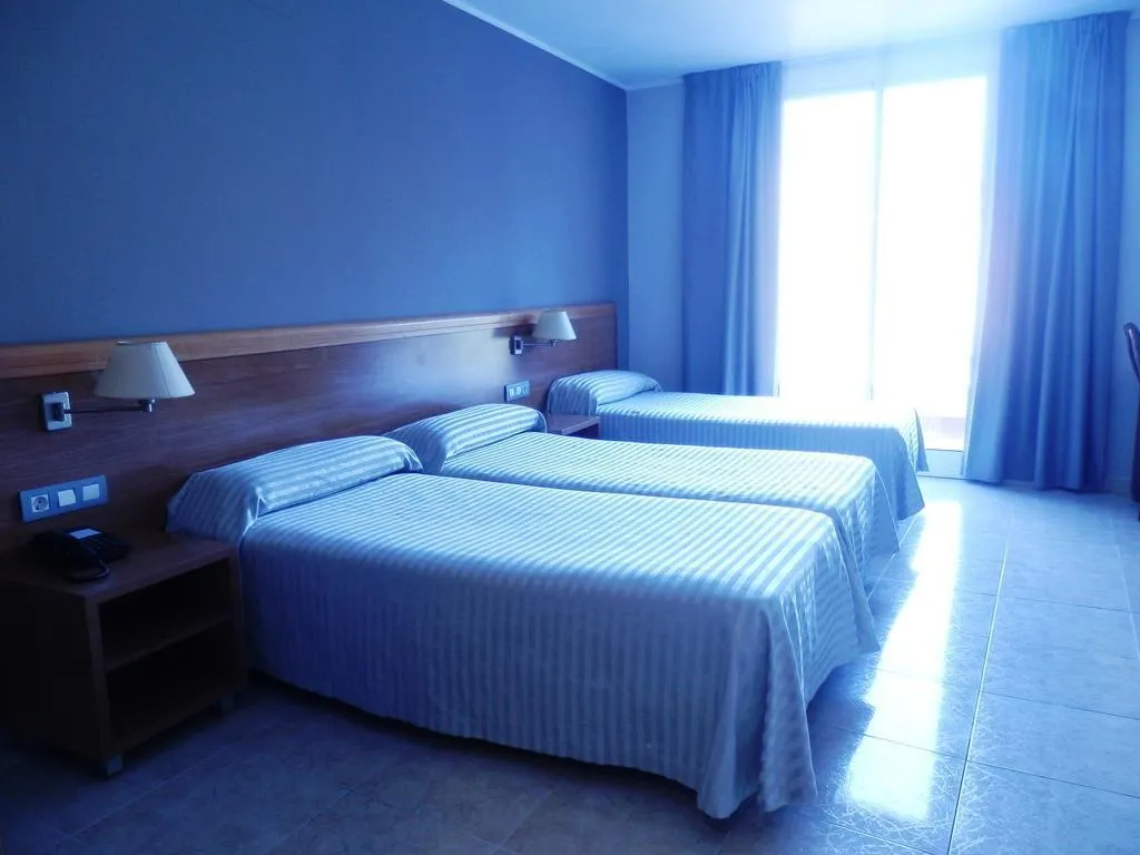 TRIPLE STANDARD Room, Ingles, Barcelona