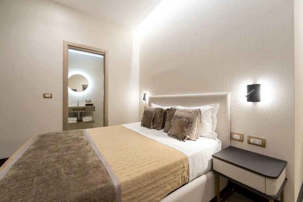 JUNIOR SUITE CLASSIC Room, San Carlo Suite, Rome