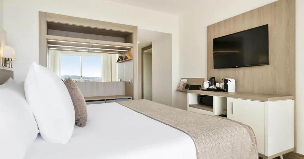 DOUBLE PREMIUM SEA VIEW Room, Melia Sitges, Costa Brava