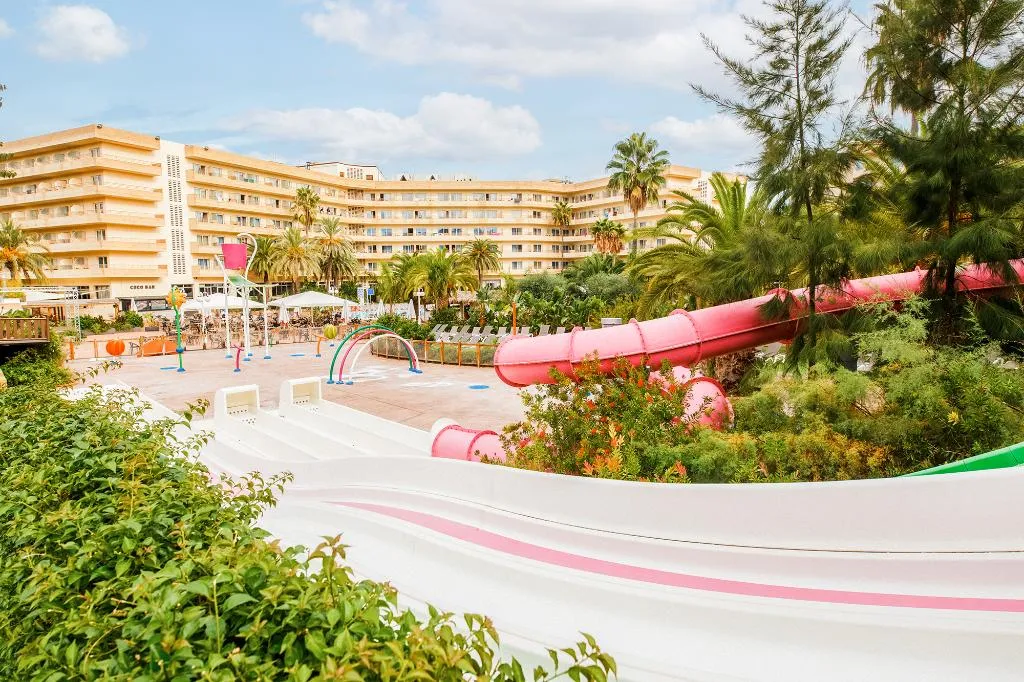 Sports and Entertainment, Jaime I, Costa Dorada