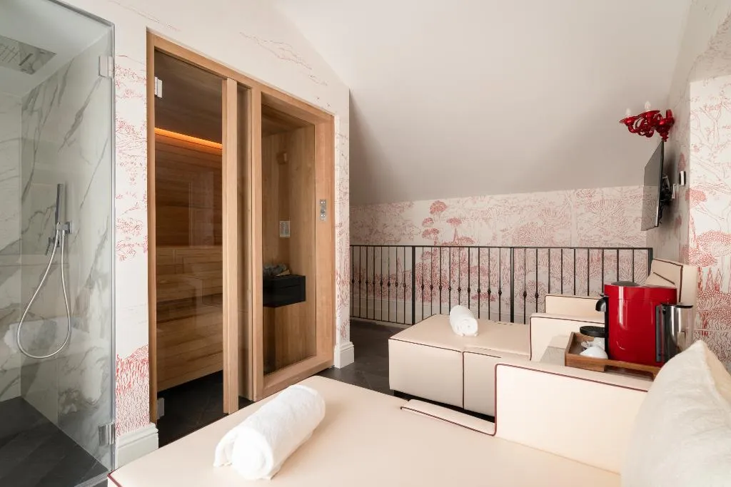 Room, Palazzo Ripetta, Rome