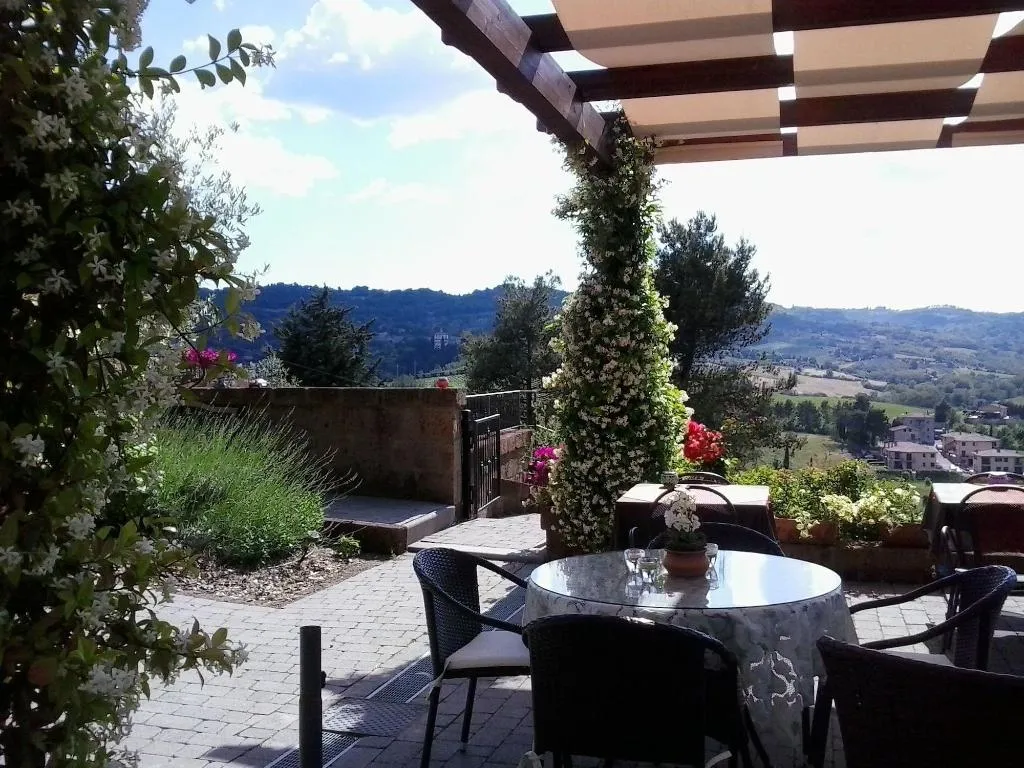 General view, B&B Chiara e Benedetta (La villa degli Ulivi), Perugia