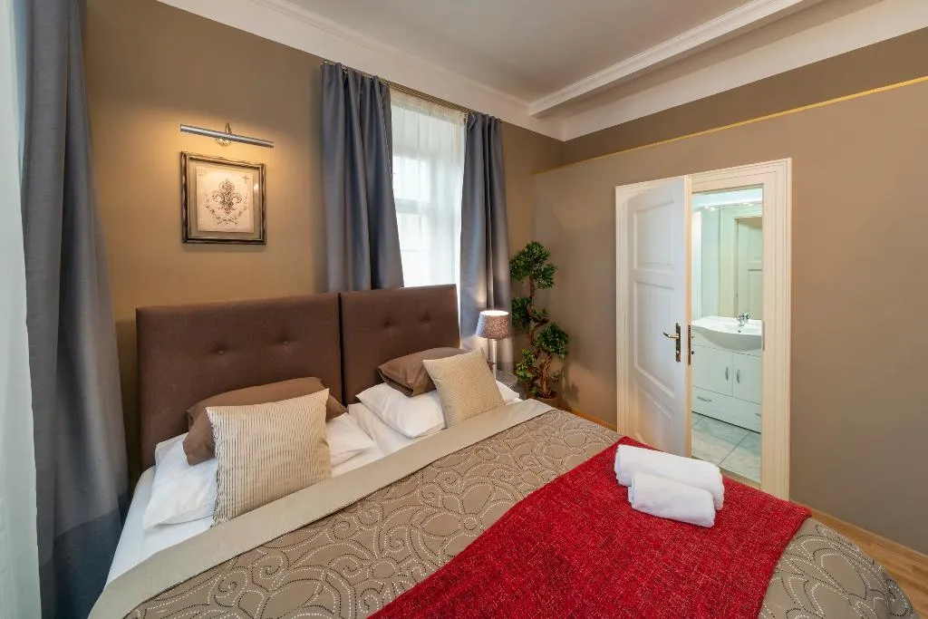 STUDIO DELUXE Room, Old Town - Aparthotel Michalska, Prague