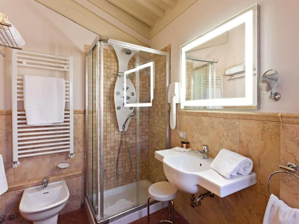 Room, Palazzo San Niccolo, Florence