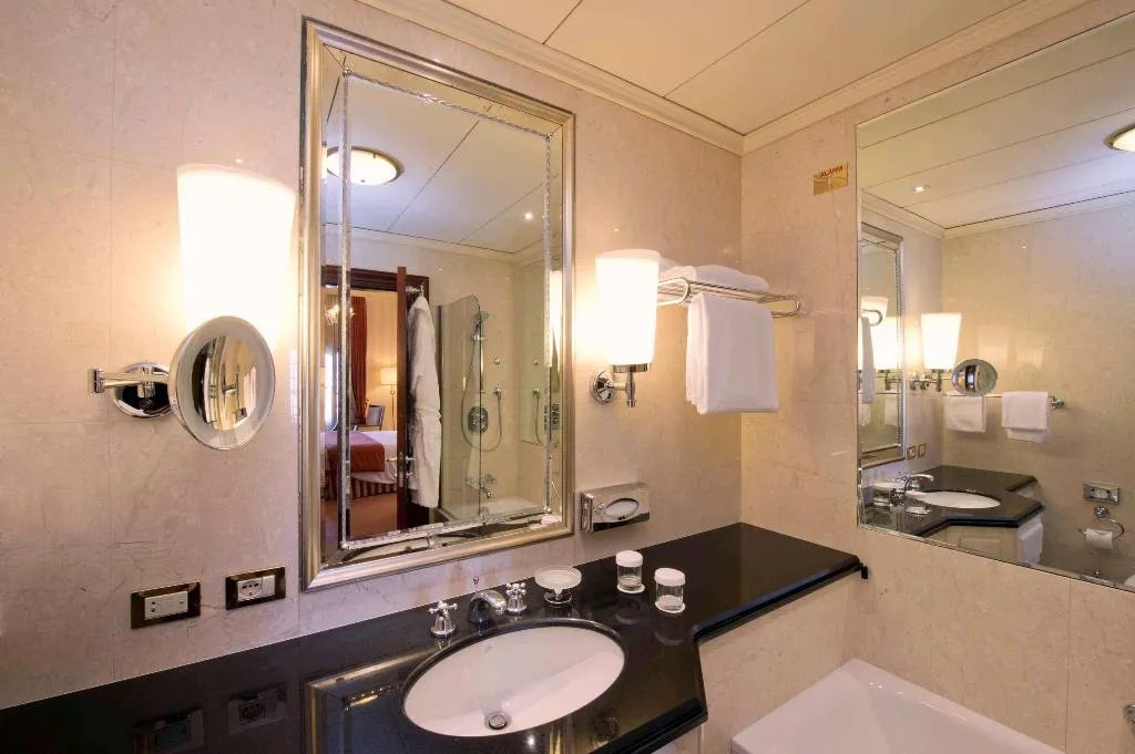 Room, Hilton Molino Stucky Venice, Venice