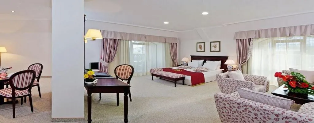 SUITE DELUXE PREMIUM Room, Melia Grand Hermitage, Varna