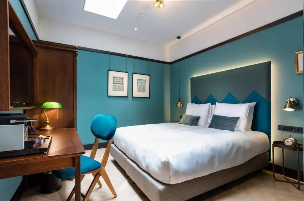 Room, The Hendrick S Hotel, Amsterdam