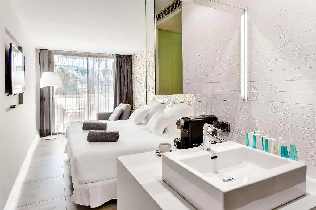 DOUBLE SINGLE USE DELUXE Room, Barcelo Teguise Beach, Lanzarote