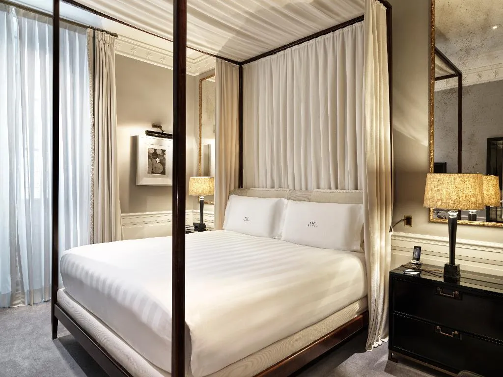 DOUBLE SUPERIOR Room, J.K. Place Roma - The Leading Hotels o/t World, Rome